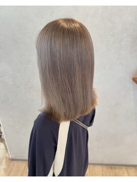 ドゥニカ(donica) グレージュ/透明感グレージュ/ミルクティーグレージュ