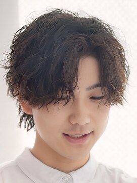 バース バイ ハピネス(BIRTH by happiness) ツイストスパイラルパーマツイストパーマメンズマッシュパーマ