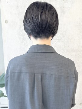 モリオ(morio) ツーブロ刈り上げショート