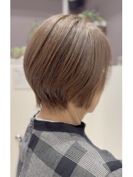 イースト(YEAST) うなじ美人