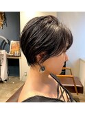 【CROP】ショートヘア×暗髪カラー×白髪ぼかし