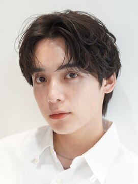 テン 心斎橋(tenn.) 心斎橋フェザーパーマフェザーショートセンターパート20代緩め