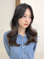 ルフェリ(Lufeli)&nbsp;【Lufeli】いとうりお/くびれヘア/韓国/グレージュ/顔周りカット