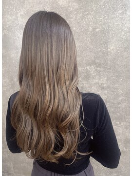 アンバール(amberl) レイヤースタイル×シアーベージュ