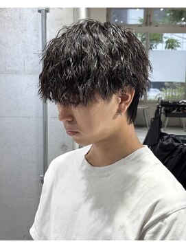 ハイプ(HYPE) 波巻き/メッシュ/スキンフェード/学割/白髪染め/縮毛矯正/韓国