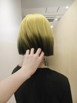 スタン 渋谷(Stam)&nbsp;デザイン/イエロー/ルーツカラー/ダブルカラー/切りっぱなしボブ