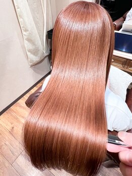 シアン(CYAN)の写真/透明感×艶カラー【メテオカラーで叶う】ハイトーンなのにしっとり艶々!イルミナカラー-/ブリーチなしあり