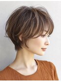 大人可愛い40代50代くびれショートボブ丸みショート