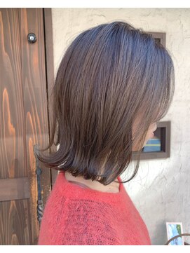 ヘアーメイク アフィーノ(hair make affino) [Tanaka]切りっぱなし外ハネ