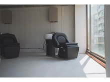 イテル(ITER)の雰囲気（優しい光が差し込む店内。非日常をご体感下さい。）