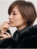 横浜西口切りっぱなしミニボブショートレイヤー前下がり前髪なし