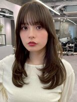 ベイルーム(BAYROOM by HONEY omotesando)&nbsp;レイヤーカット/オリーブグレー/ラウンドバング/透明感カラー2