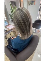 アース オーセンティック 岡山青江店(EARTH Authentic) お白髪ぼかしハイライト☆彡