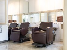 プラスエム(+em)の雰囲気（make you smile & happy♪）