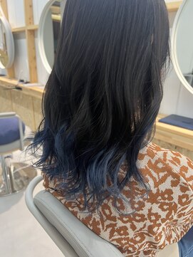 スクリバイタヒエ(SUKURI by tahie) #グラデーションカラー　#ブルーカラー