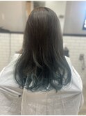 グラデーションカラー バレイヤージュ 青カラー