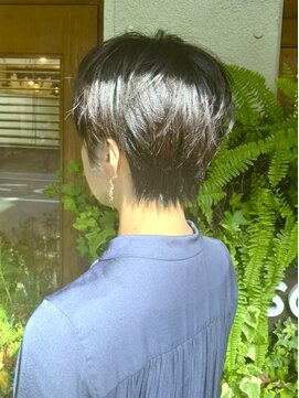 スクエアウーノ 博多(SQUARE＊UNO HAKATA) 30代40代　レイヤーショート　ブラウンカラー　大人ショート