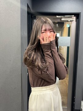 ボアップ(boappu) #オリーブカラー#ロングヘア#オリーブベージュ#ブリーチカラー