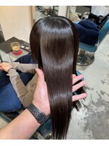 リラエ(Lyrae)&nbsp;縮毛矯正/髪質改善/美髪カラー/トリートメント【大阪/西梅田】