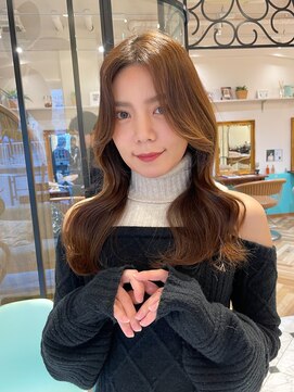 ロンド ブランシュ 錦糸町北口(Lond blanche) 韓国レイヤーカット くびれ巻き