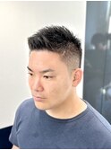 【YOSHI】スパイキーショート風メンズバーバーフェード/眉毛
