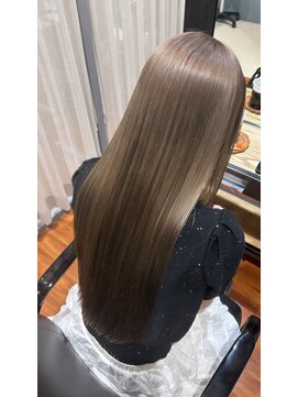 シャトン(chaton) ブリーチありグレージュカラー