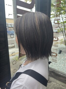 ヘアラウンジ アングゥ(hair lounge ungu) カーキグレージュ