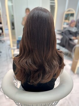 ロンドルピナス 小倉(Lond Lupinus) ブルーブラック/ワイドバング/美髪のススメ/外ハネボブ/北九州