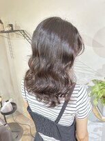 エクリュ(e'cru)&nbsp;朝が楽になる◎コテ巻き風デジタルパーマ×透明感カラー