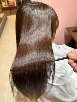 ヘアーズ スケッチ(hair's sketch)の写真/【業界最高峰薬剤使用】乾かすだけで叶う美髪矯正であなた史上最高の髪へ