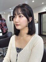 ヴィヴカウンター(VIVE counter)&nbsp;シースルーぱっつん前髪,ミディアムヘア