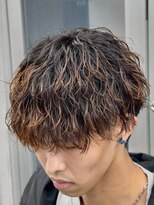 オーバル ジングウマエ(OVARL jingumae) 縦落ちパーマシャドウパーマツイストスパイラル