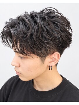 メンズ レオ 南森町店(men's LEO) フェザーショート×センターパート×ツーブロック×刈り上げ