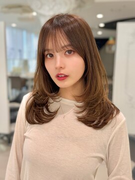 エアー 青山(AIR) 前髪ありレイヤーカットハッシュカットバタフライレイヤー