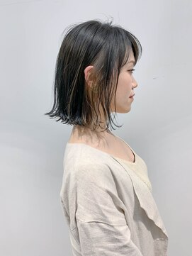 テトヘアー(teto hair) bob(切りっぱなしボブ、インナーカラー、グレージュ)
