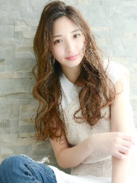 ラ ブレス あべのキューズ(LaBless) 褒められゆるっと韓国風ウェーブが可愛さの秘訣（天王寺）