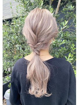 ナル(nalu.) ペールピンク/ハイトーンロング/アレンジ