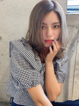 ルービック 奈良(Rubik's) 大人可愛いくびれミディ(かきあげグレージュカラー)