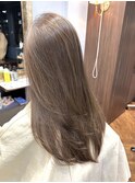 【グレーの程よいくすみ感のあるベージュ】髪質改善カラー