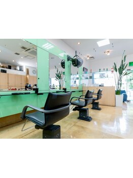 【綾瀬駅３分】地域のお客様に愛される子どもから大人まで通えるアットホームなサロン♪家族でのご来店も☆