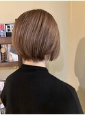 ショートボブ