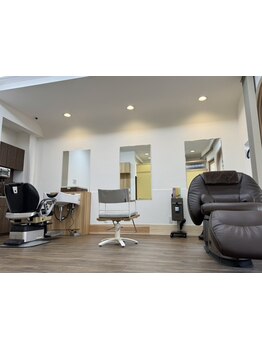 オーナースタイリストの高い技術と丁寧な接客で居心地バツグン◎と大好評の地域密着型サロン【si-non】