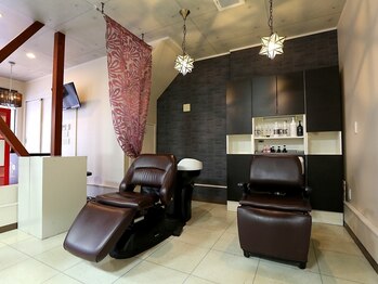 ヘアースニップ(HAIR Snip)の写真/【鶴瀬駅】初めての方も、周りを気にせずリラックスできるアットホームな雰囲気◎至福のサロンタイムを♪