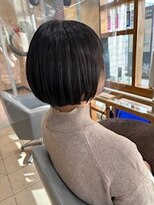 スタジオ アルファプラス 日暮里店(studio α+)&nbsp;ステップボーンカットカットボブショートハイライト白髪ぼかし