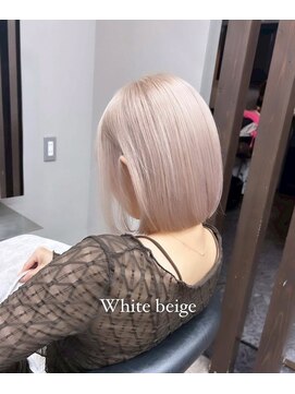 モアムー(Moremuu) ホワイトベージュ