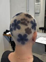 ザデイ カットアンドカルチャーショップ(THE DAY CUT&CULTURE SHOP)&nbsp;坊主アート