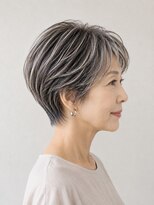 エミヲ 石川町(emiwo)&nbsp;ショート×白髪ぼかしハイライト