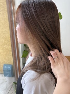 エルフゥ(Elle fou) イヤリングカラー ミルクティーカラー 艶髪カラー