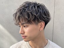 アミティ(AMITY)
