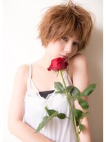 アズーア ヘアーアンドスパ(azure hair&spa)&nbsp;２WAYバング　フェミニンショート